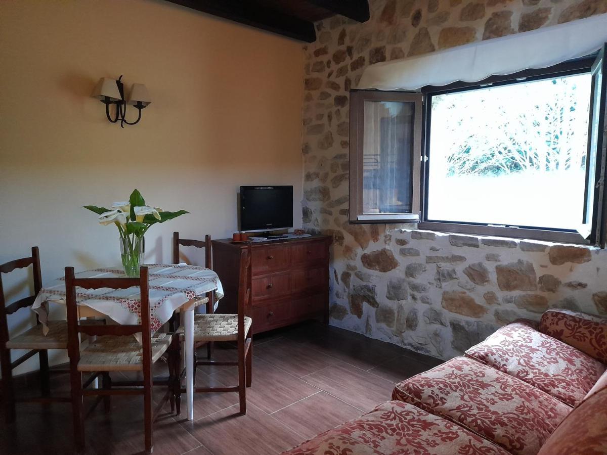 Apartamentos Rurales Larrago Busturia Buitenkant foto