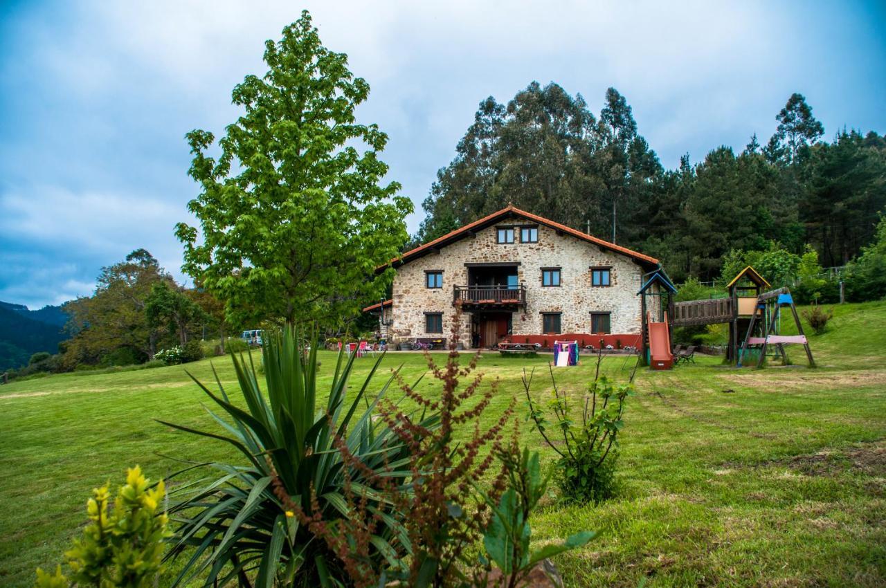 Apartamentos Rurales Larrago Busturia Buitenkant foto