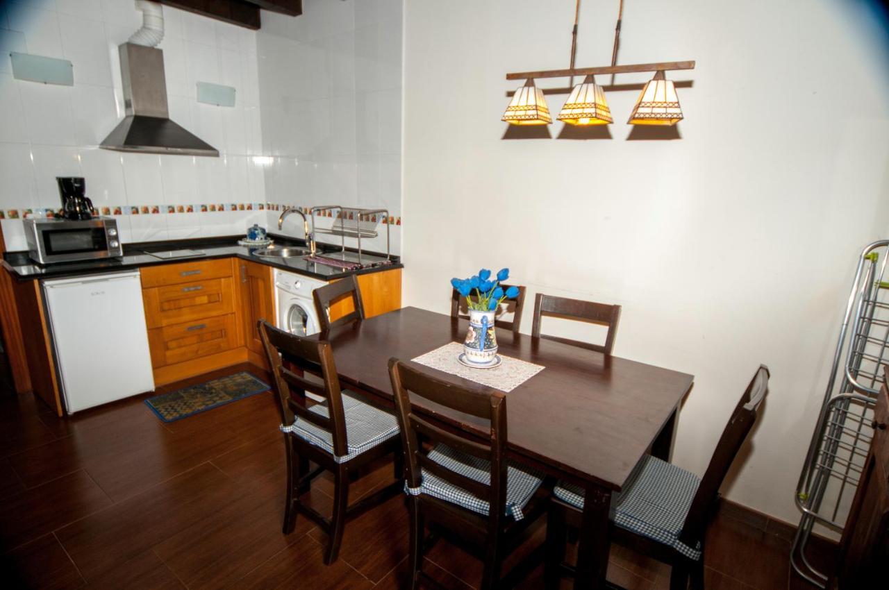 Apartamentos Rurales Larrago Busturia Buitenkant foto