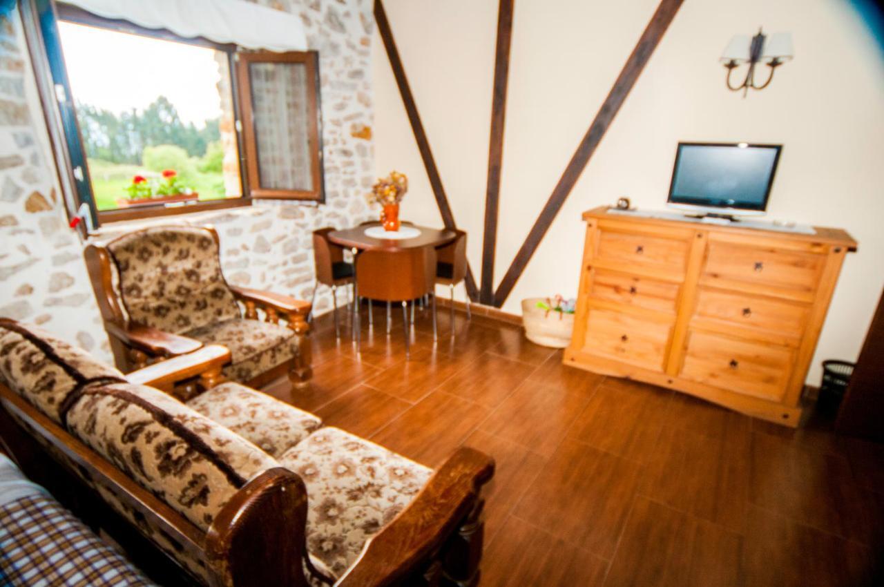 Apartamentos Rurales Larrago Busturia Buitenkant foto